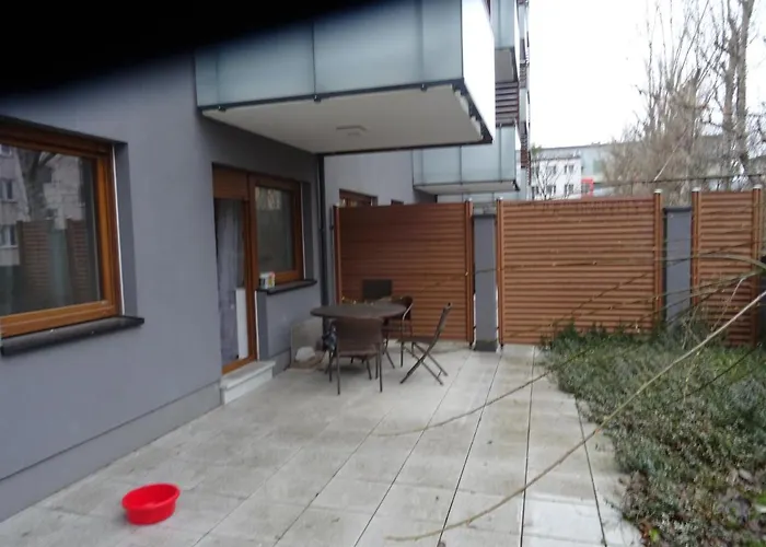 W Centrum, Garaz I Jakuzzi W Cenie Breslau