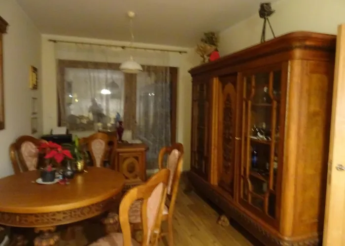 W Centrum, Garaz I Jakuzzi W Cenie Апартаменты Вроцлав